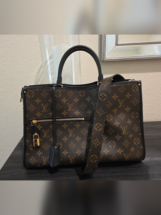 Louis Vuitton Handbags - Louis Vuitton Monogram Popincort MM in Black shoulder tote